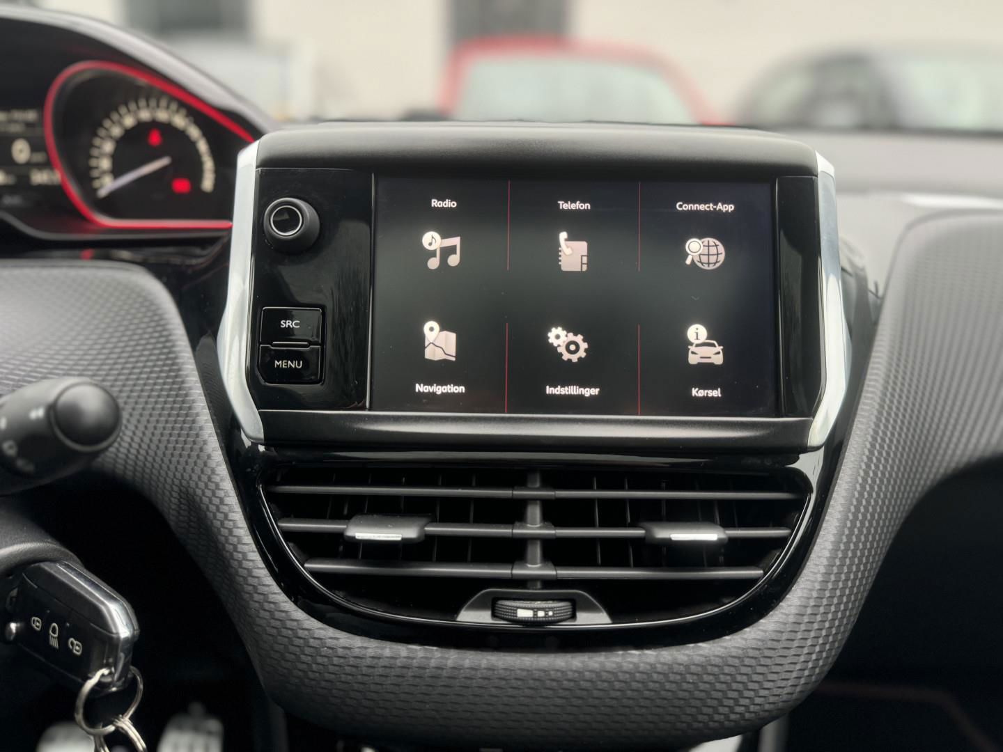 Billede af Peugeot 2008 1,6 BlueHDi GT Line Sky 120HK 6g