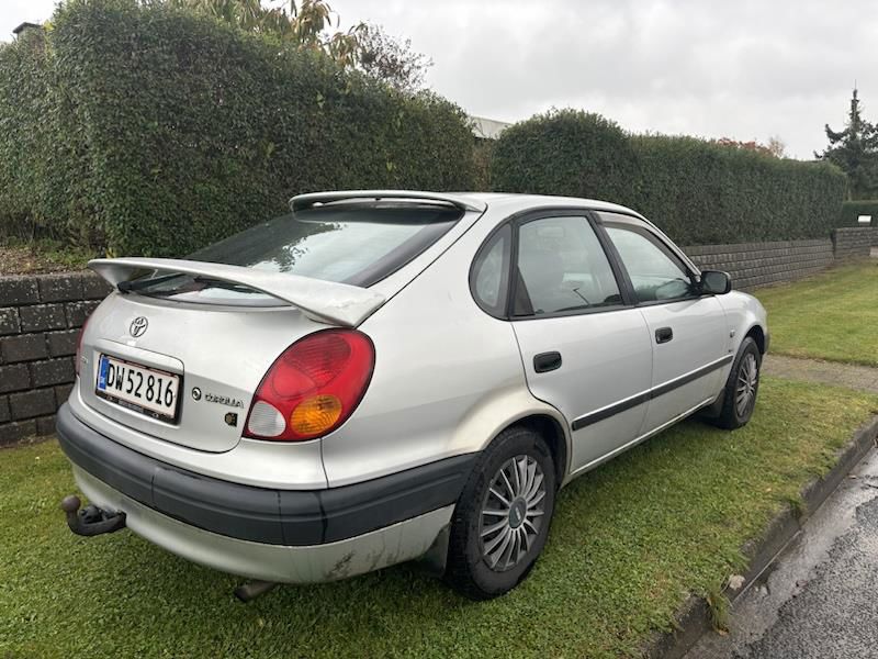 Billede af Toyota Corolla L/B 1,4 Linea Terra 97HK 5d