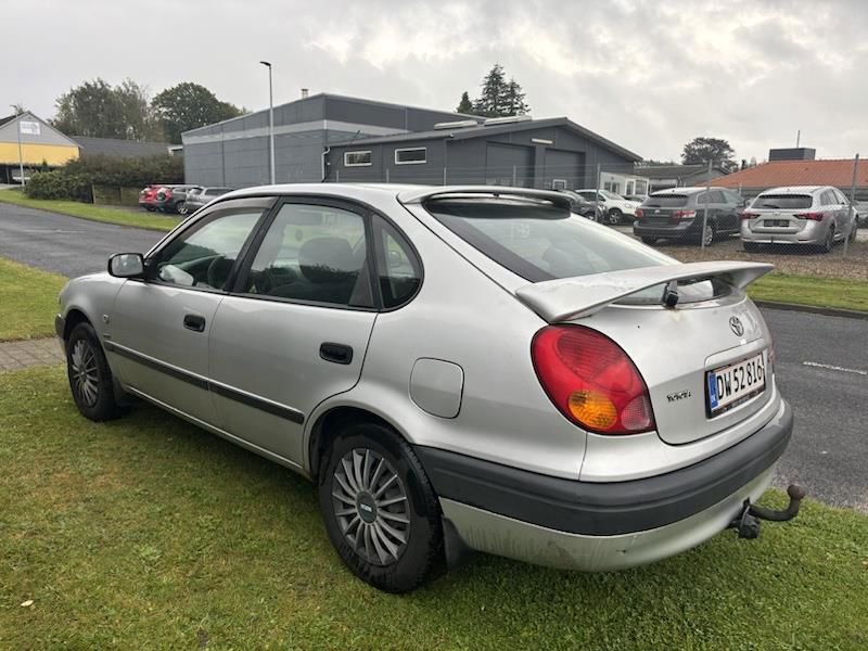 Billede af Toyota Corolla L/B 1,4 Linea Terra 97HK 5d