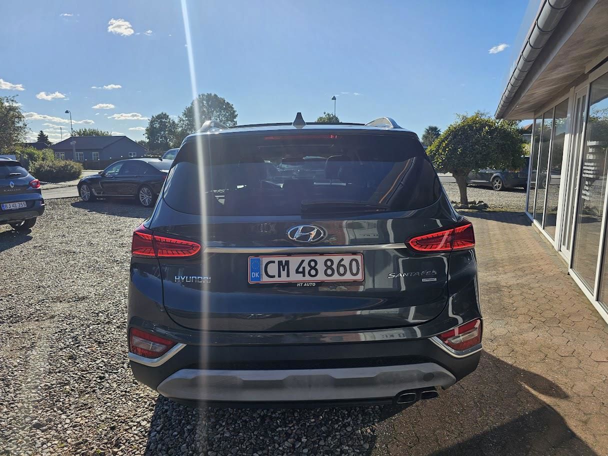 Billede af Hyundai Santa Fe 2,2 CRDi Premium 4WD 200HK 5d 8g Aut.