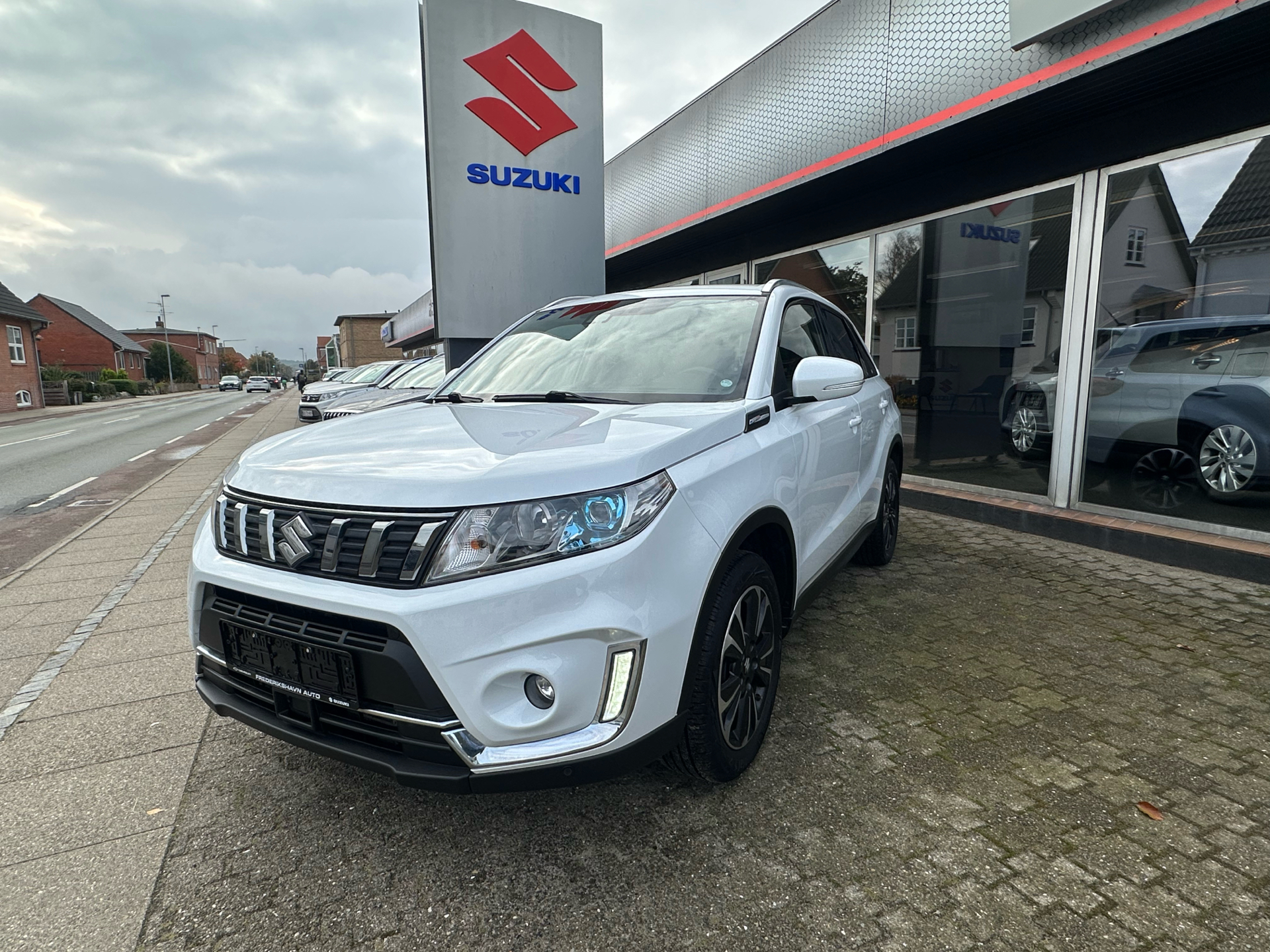 Billede af Suzuki Vitara 1,4 Boosterjet Limited 120HK 5d