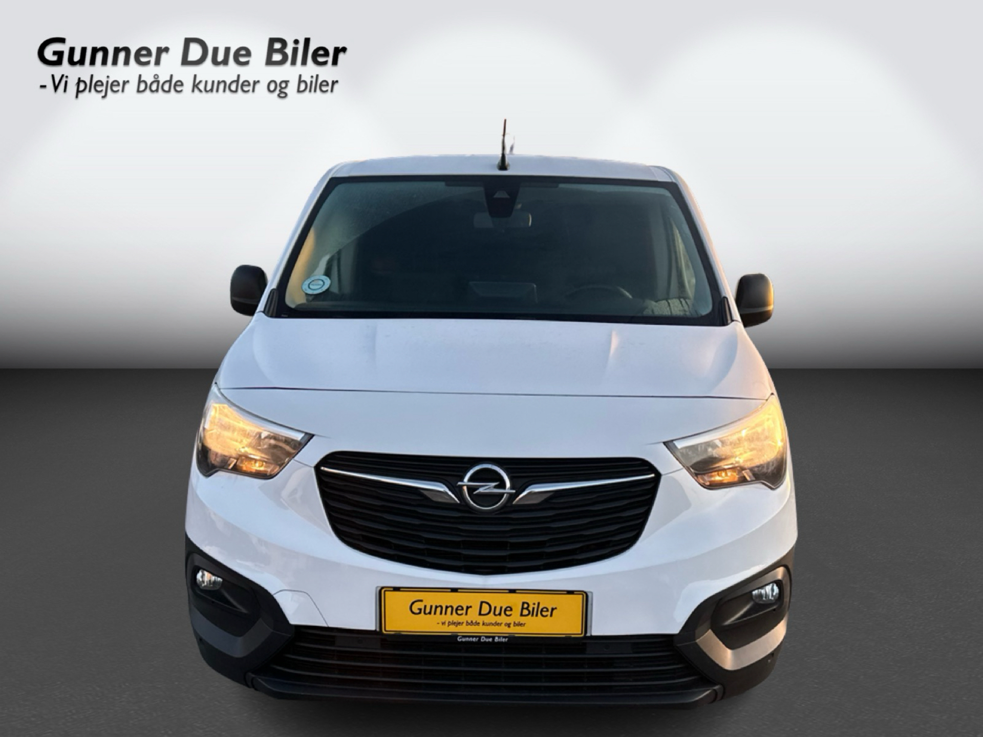 Billede af Opel Combo L2V2 1,5 D Enjoy EAT8 130HK Van 8g Aut.