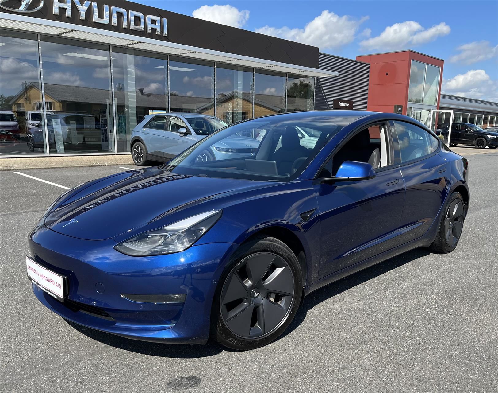 Billede af Tesla Model 3 EL Standard Range Plus 325HK Aut.