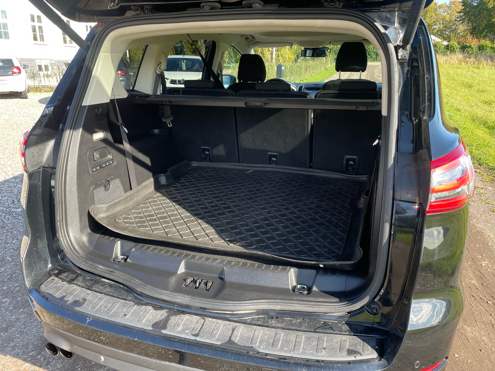 Billede af Ford S-Max 7 Sæder 2,0 EcoBoost Titanium 240HK 6g Aut.