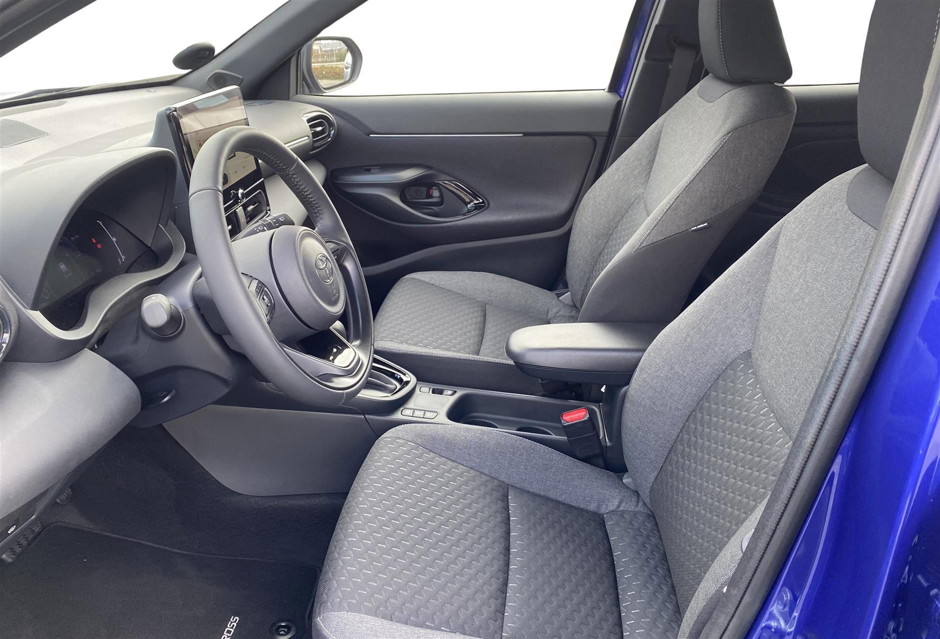 Billede af Toyota Yaris Cross 1,5 Hybrid Style Comfort 116HK 5d Trinl. Gear