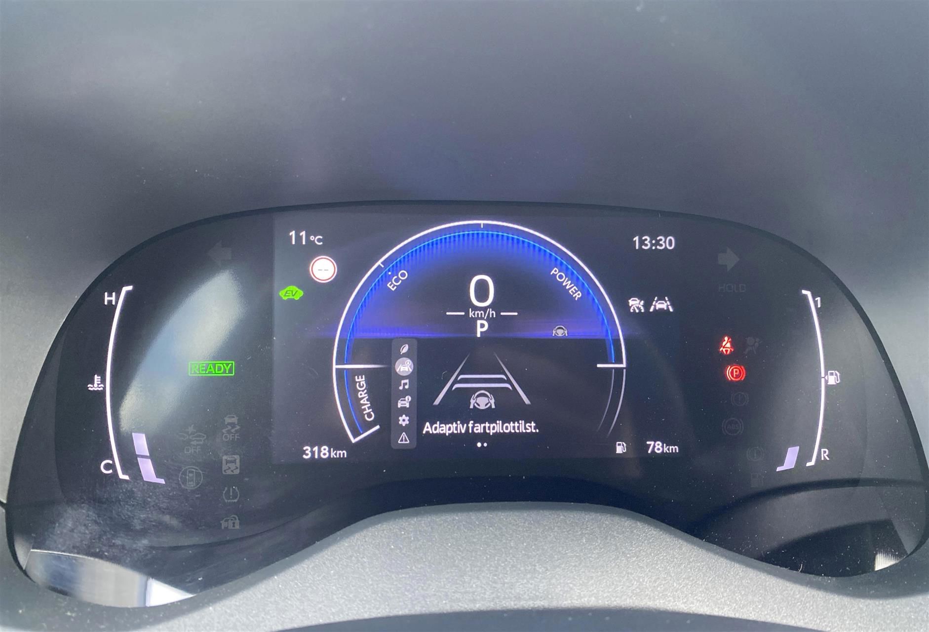 Billede af Toyota Yaris Cross 1,5 Hybrid Style Comfort 116HK 5d Trinl. Gear