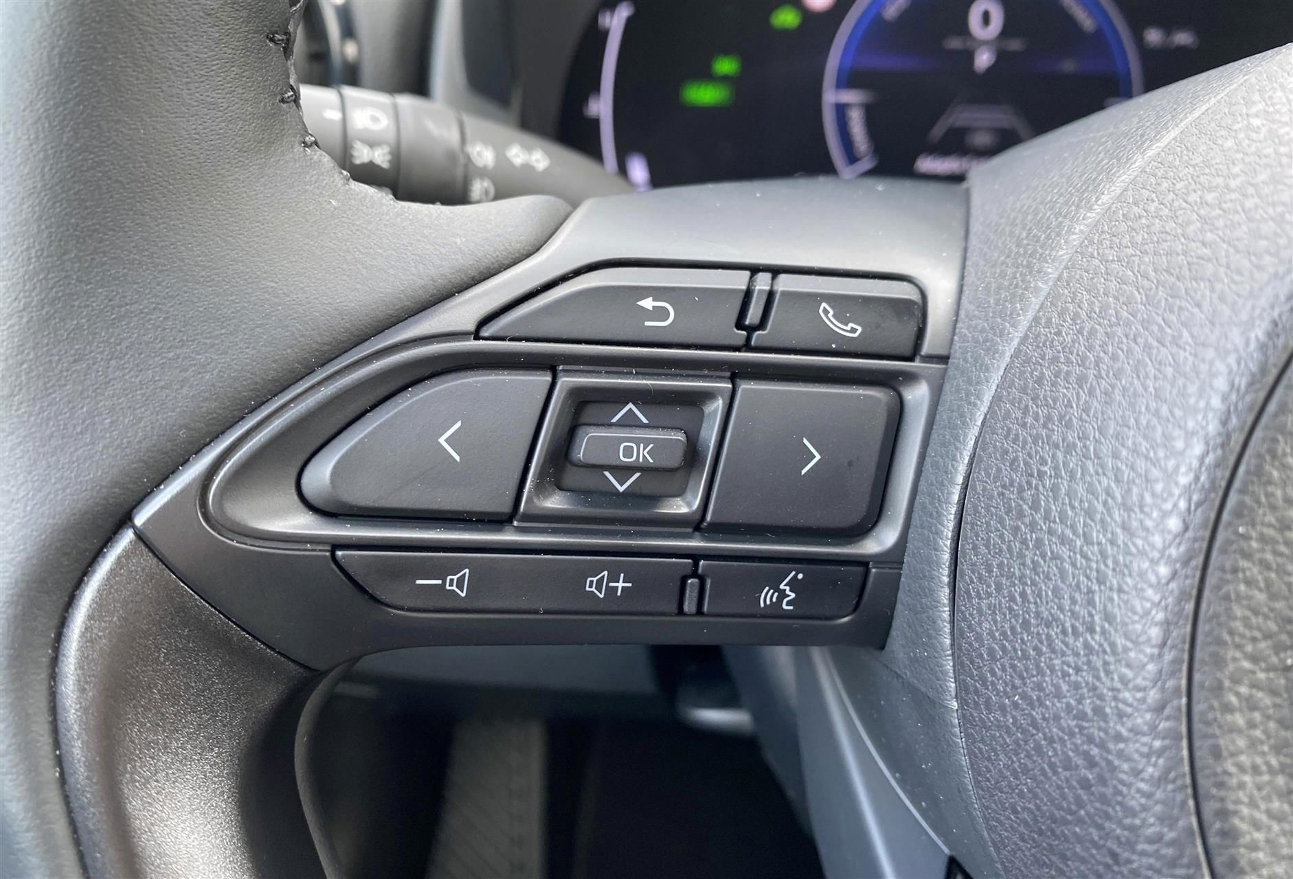 Billede af Toyota Yaris Cross 1,5 Hybrid Style Comfort 116HK 5d Trinl. Gear