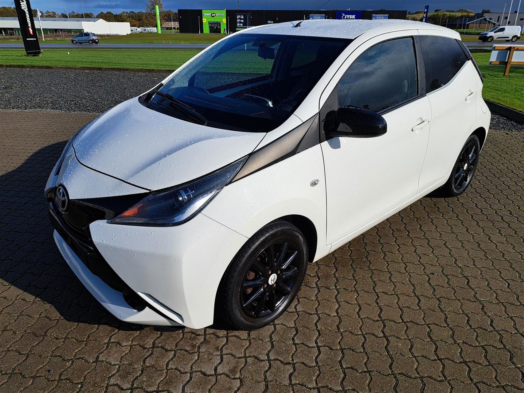 Billede af Toyota Aygo 1,0 VVT-I X-Play + X-Touch X-Shift 69HK 5d Aut.