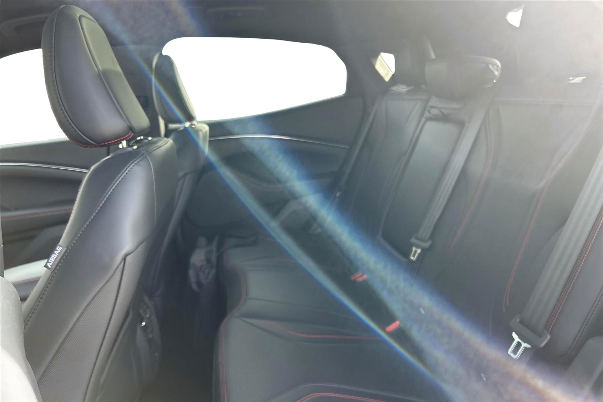 Billede af Ford Mustang Mach-E EL SR Premium AWD 269HK 5d Aut.