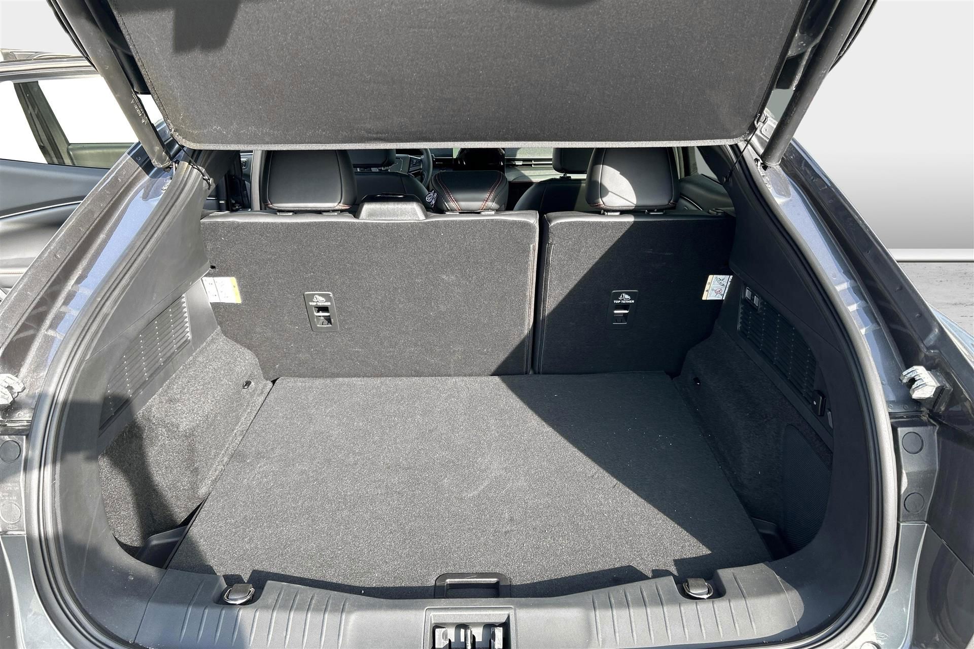 Billede af Ford Mustang Mach-E EL SR Premium AWD 269HK 5d Aut.