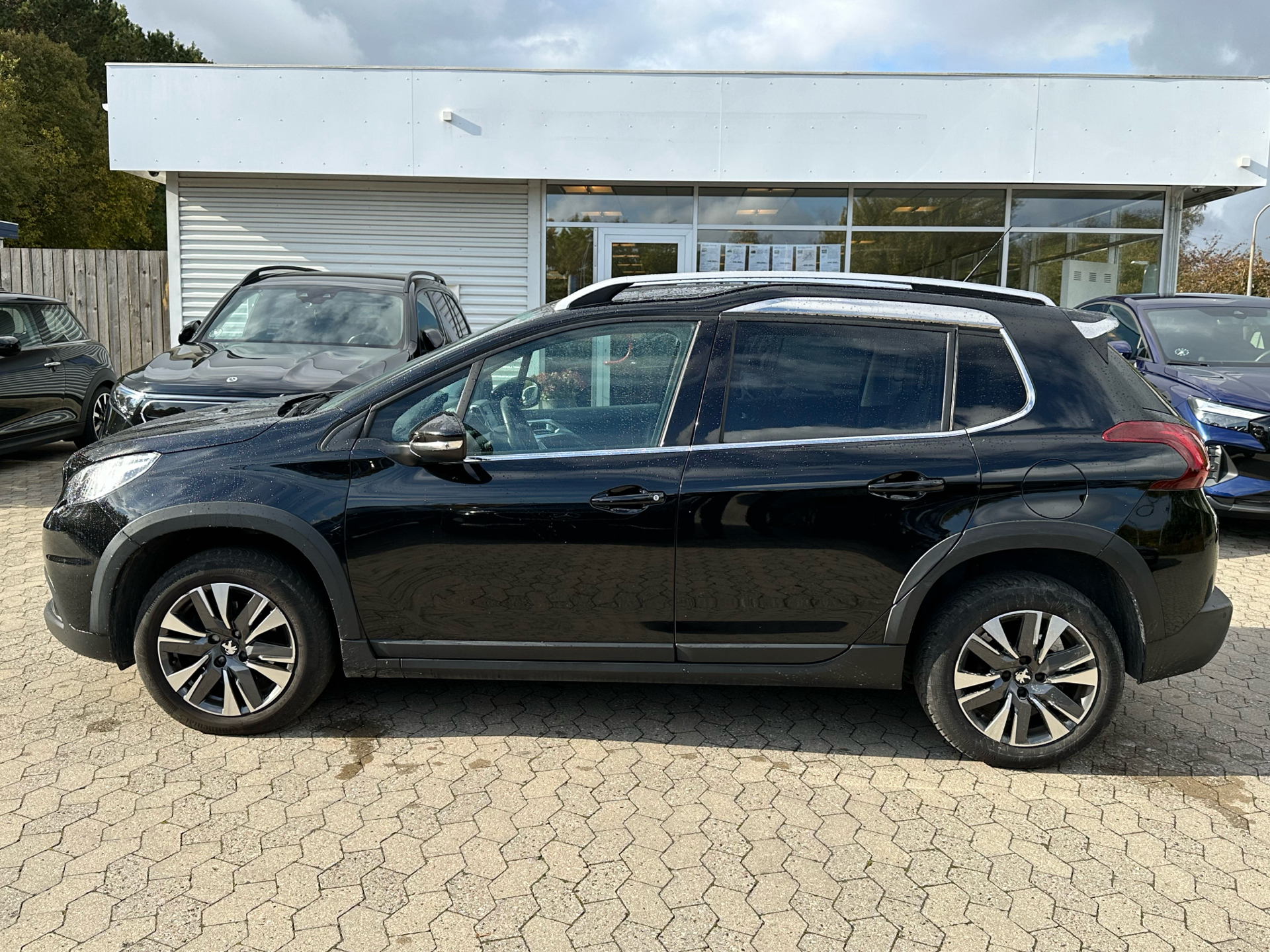 Billede af Peugeot 2008 1,2 PureTech Prestige 130HK 5d 6g