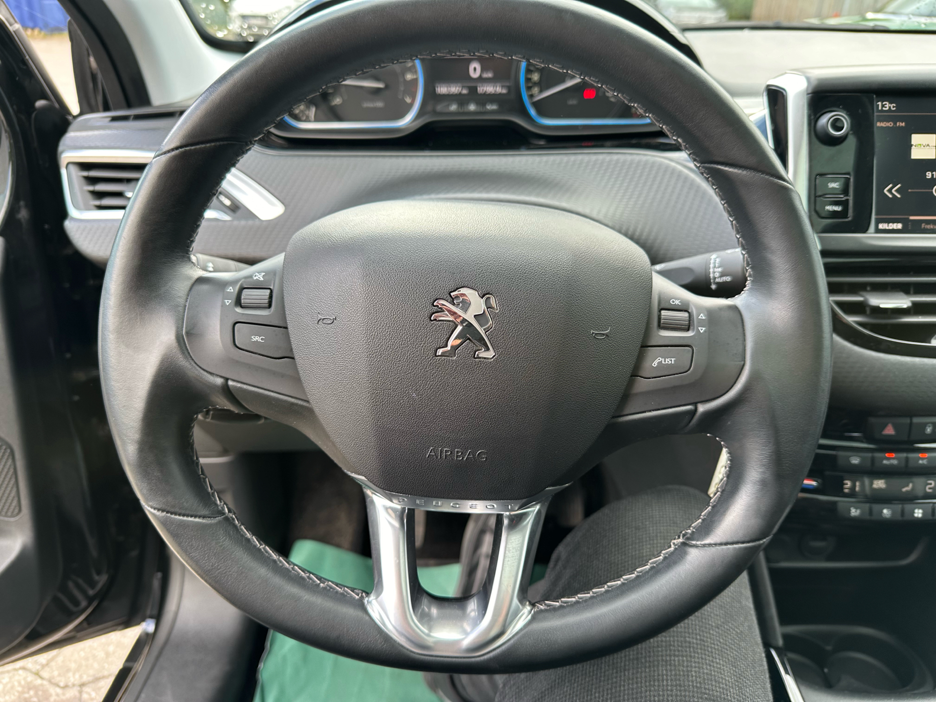 Billede af Peugeot 2008 1,2 PureTech Prestige 130HK 5d 6g