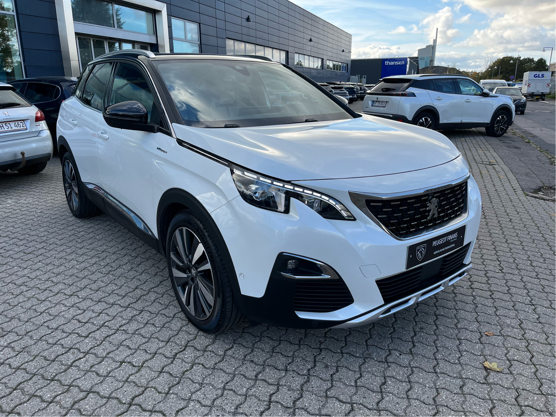 Billede af Peugeot 3008 1,6 PureTech  Plugin-hybrid GT Premium AWD EAT8 300HK 5d 8g Aut.