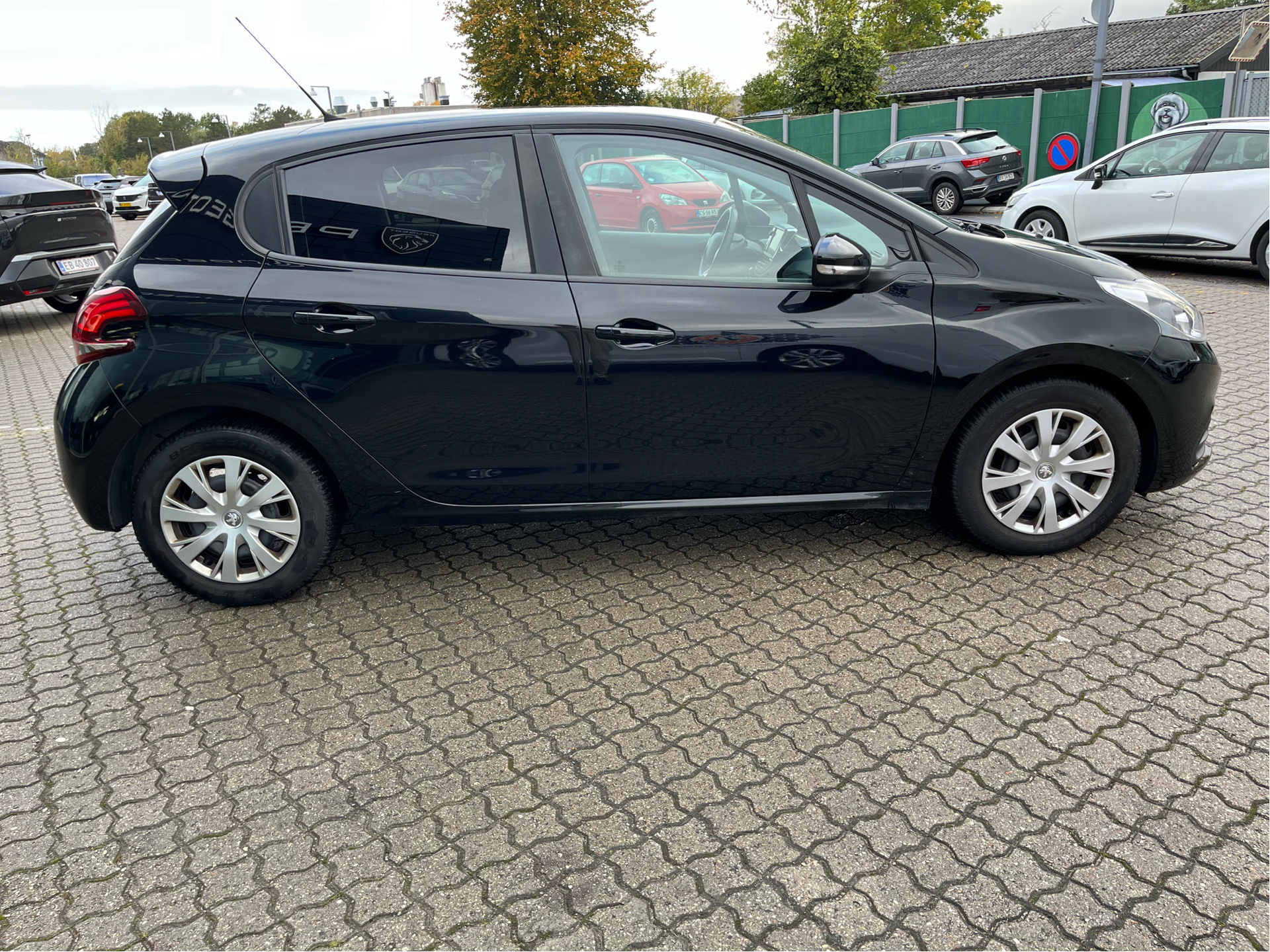 Billede af Peugeot 208 1,5 BlueHDi Envy 100HK 5d