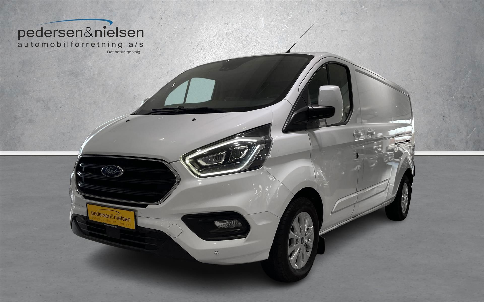 Billede af Ford Transit Custom 300 L2H1 2,0 TDCi Limited 170HK Van 6g Aut.