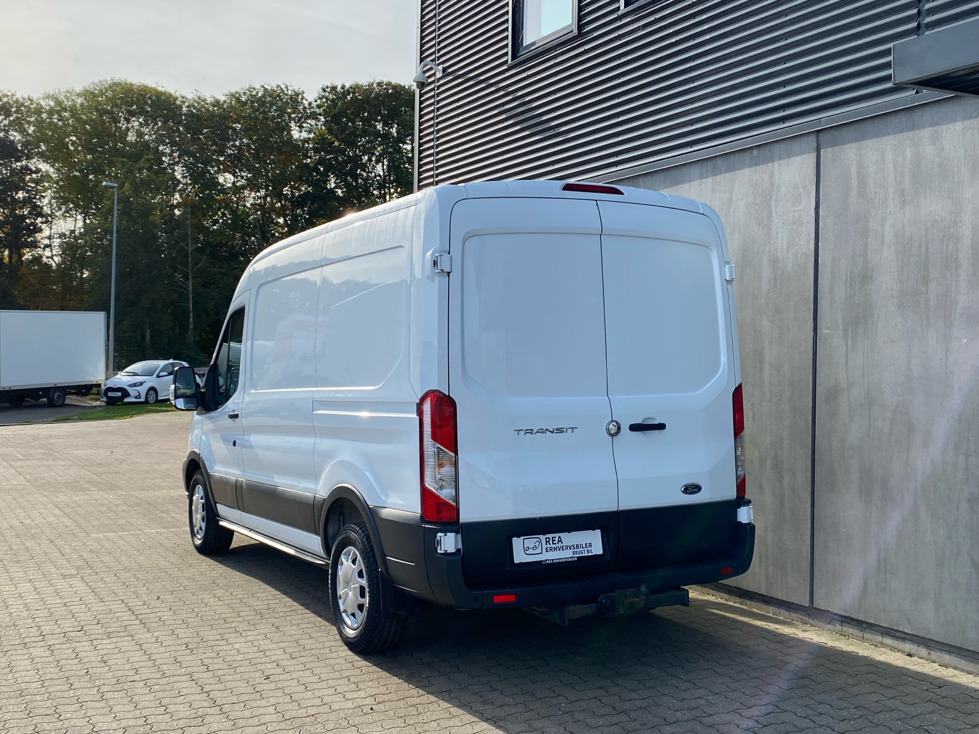 Billede af Ford Transit 350 L2H2 2,0 TDCi Trend 170HK Van 6g Aut.