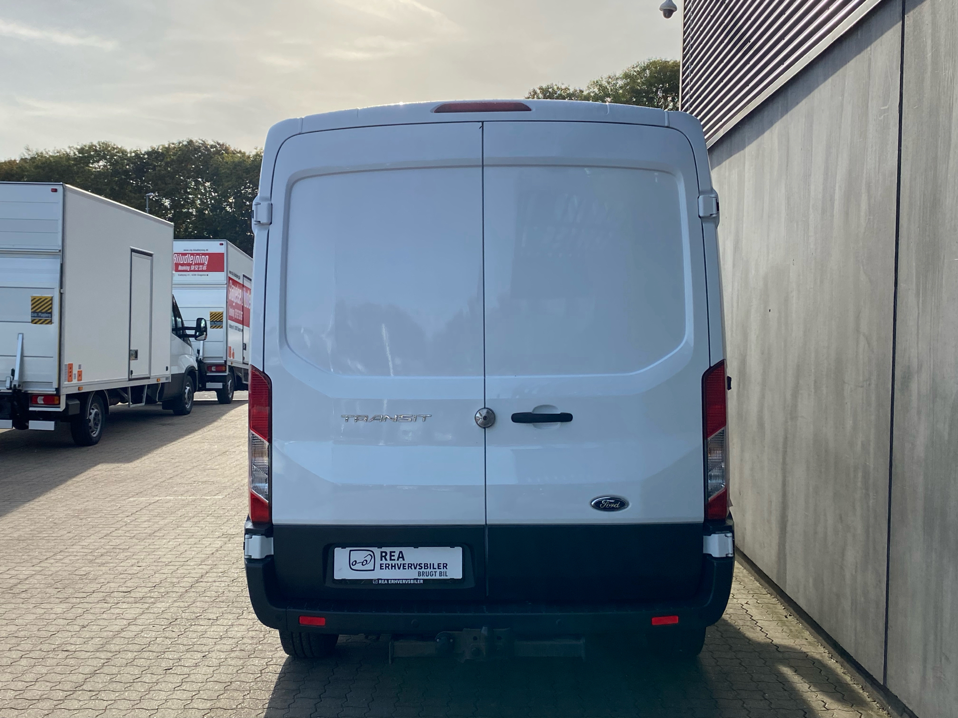 Billede af Ford Transit 350 L2H2 2,0 TDCi Trend 170HK Van 6g Aut.