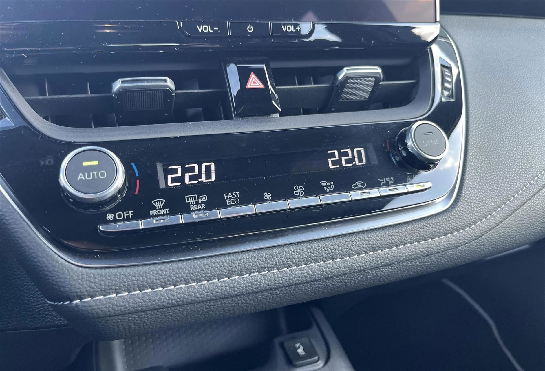 Billede af Toyota Corolla Touring Sports 1,8 Hybrid Active Comfort Pack E-CVT 140HK Stc Trinl. Gear