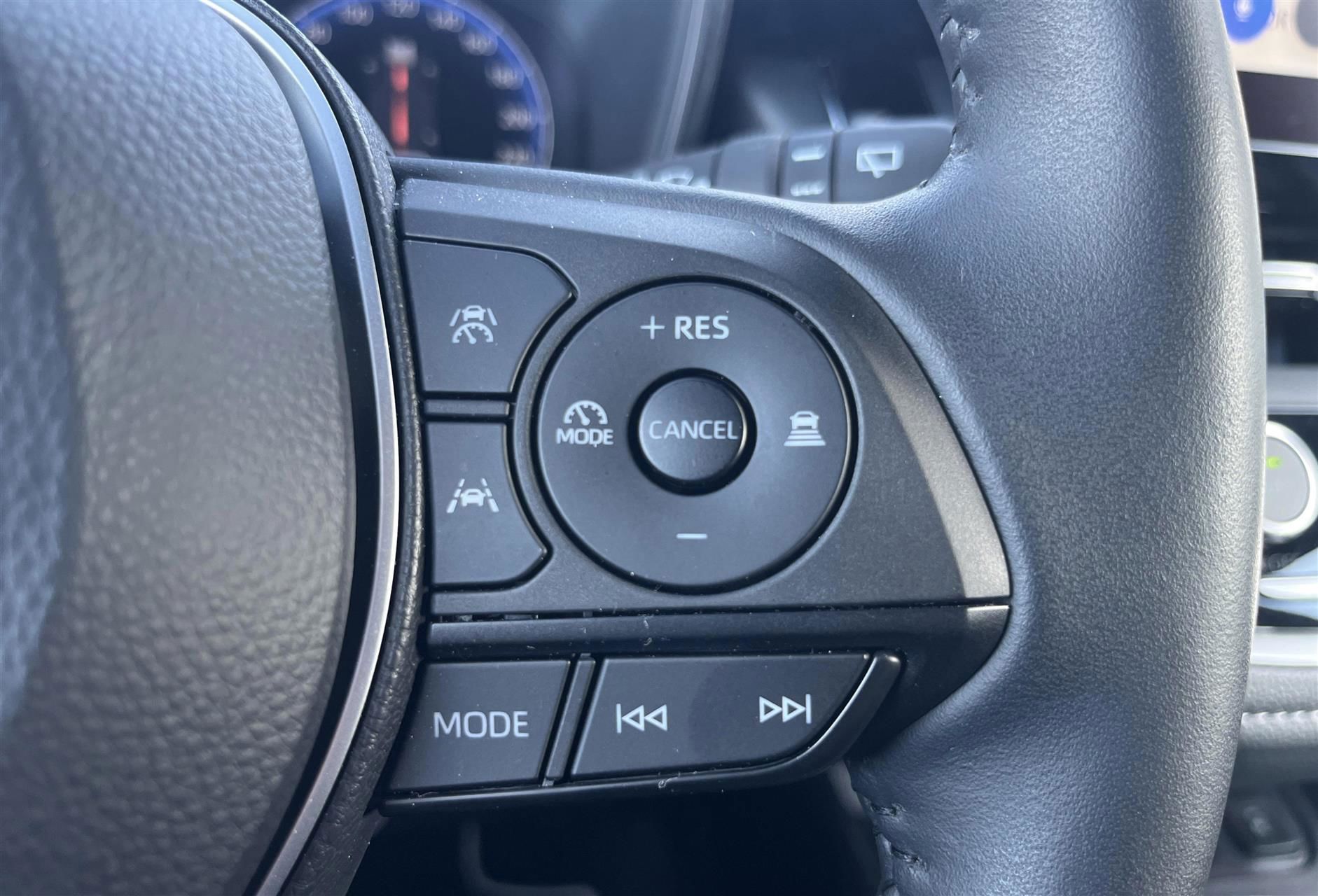 Billede af Toyota Corolla Touring Sports 1,8 Hybrid Active Comfort Pack E-CVT 140HK Stc Trinl. Gear