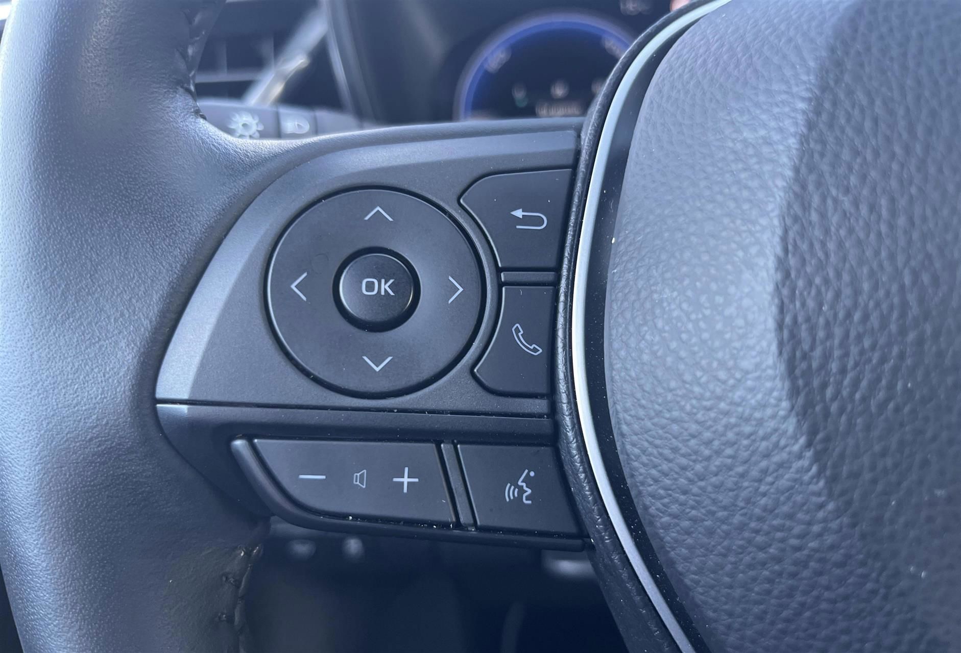 Billede af Toyota Corolla Touring Sports 1,8 Hybrid Active Comfort Pack E-CVT 140HK Stc Trinl. Gear