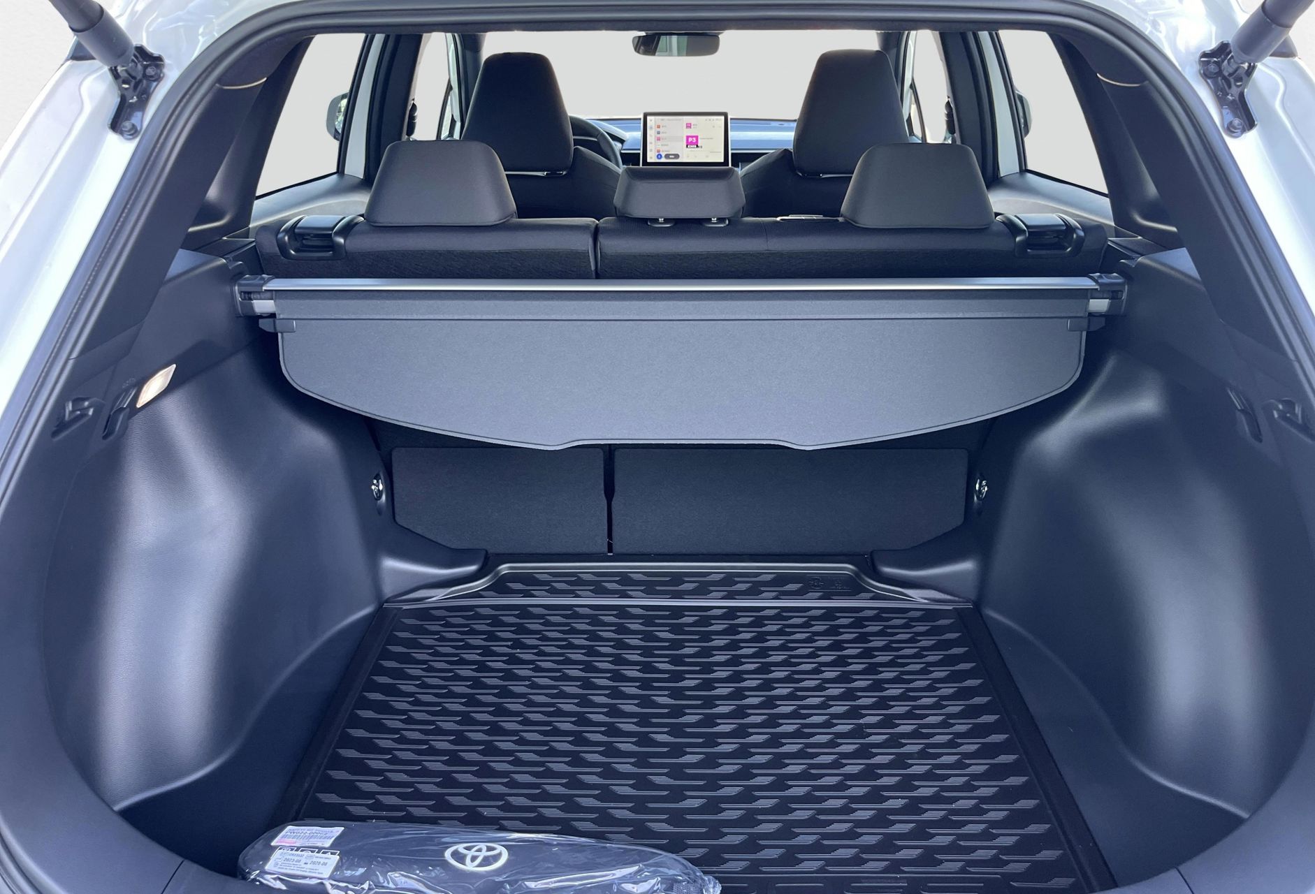 Billede af Toyota Corolla Cross 1,8 Hybrid Style Comfort 140HK 5d Aut.