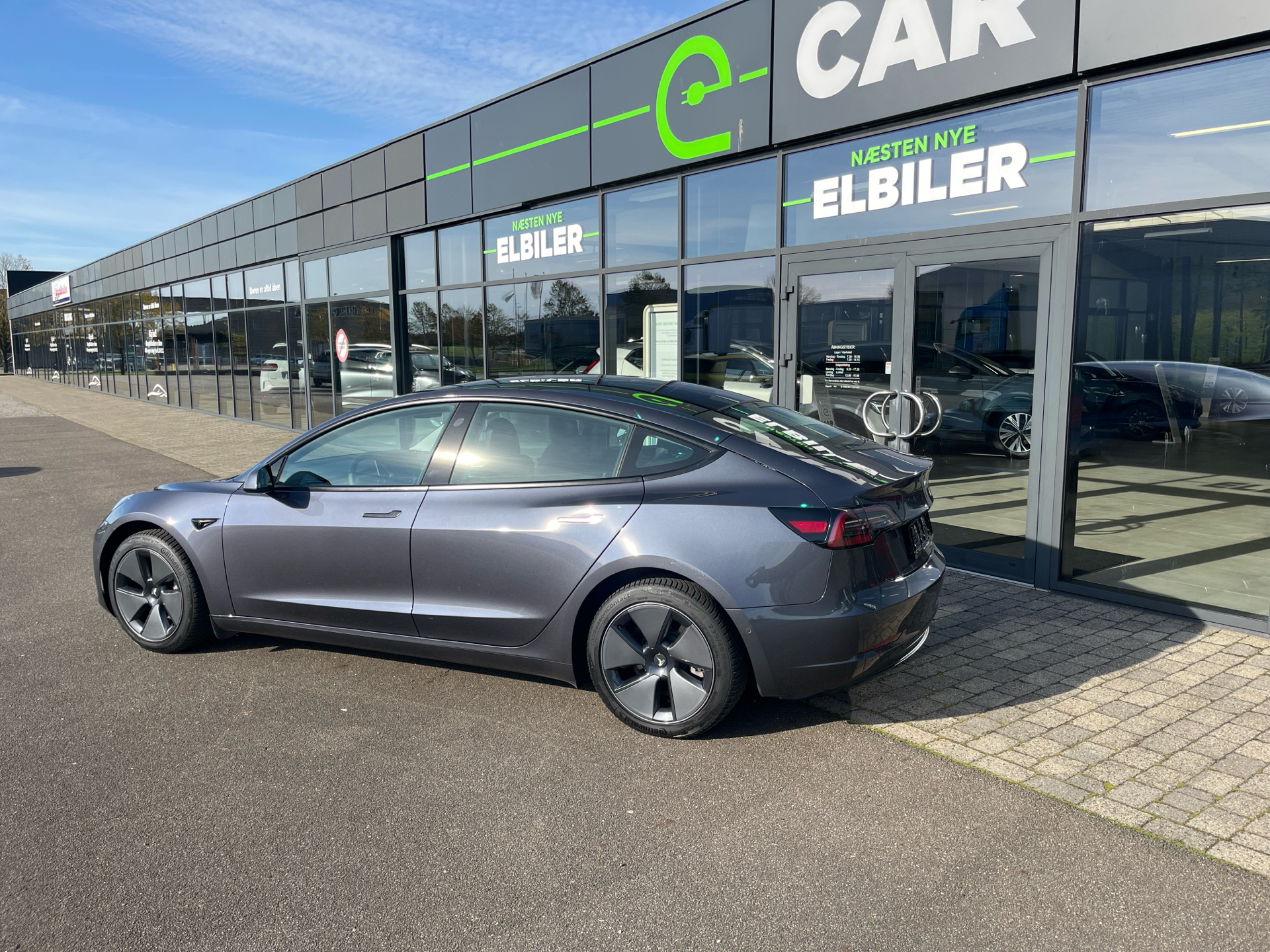 Billede af Tesla Model 3 EL Standard Range 283HK Aut.