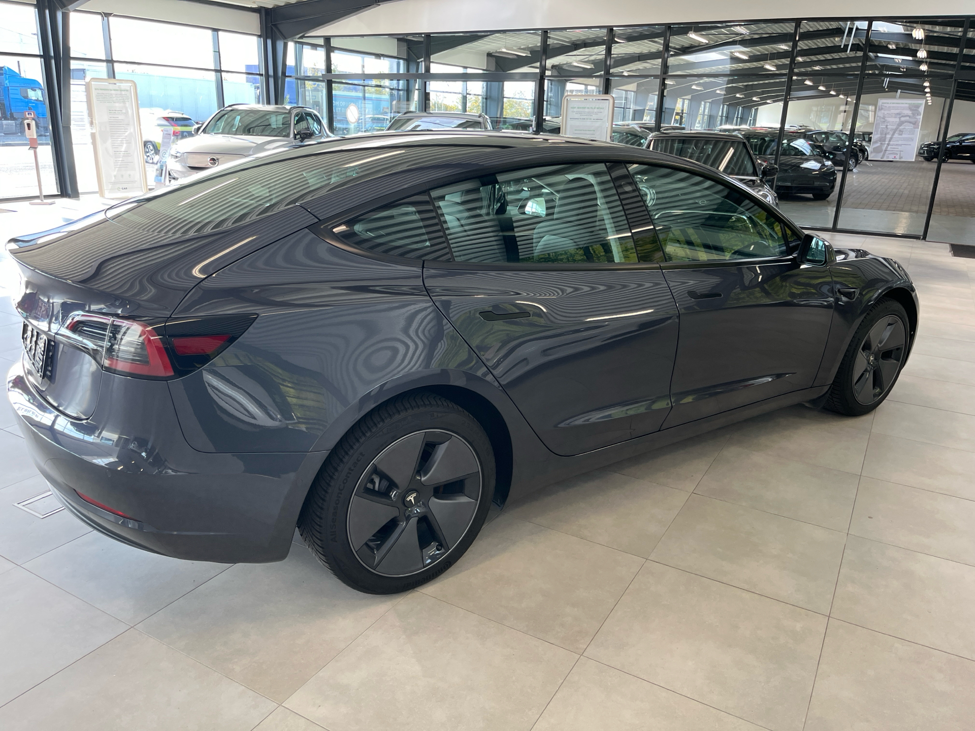 Billede af Tesla Model 3 EL Standard Range 283HK Aut.