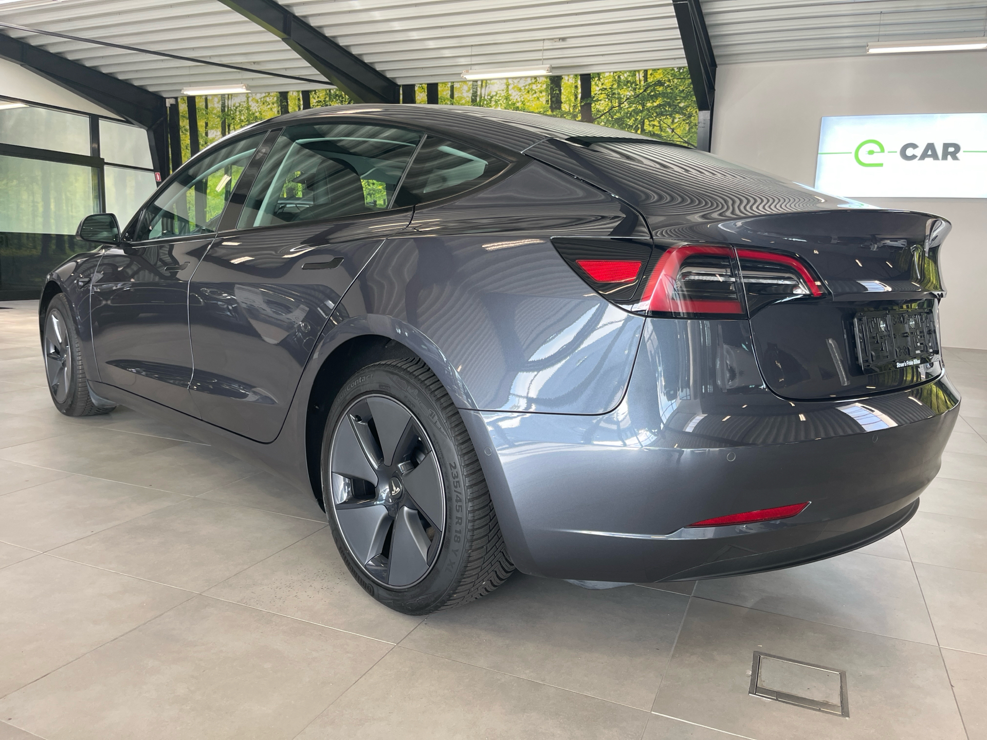 Billede af Tesla Model 3 EL Standard Range 283HK Aut.