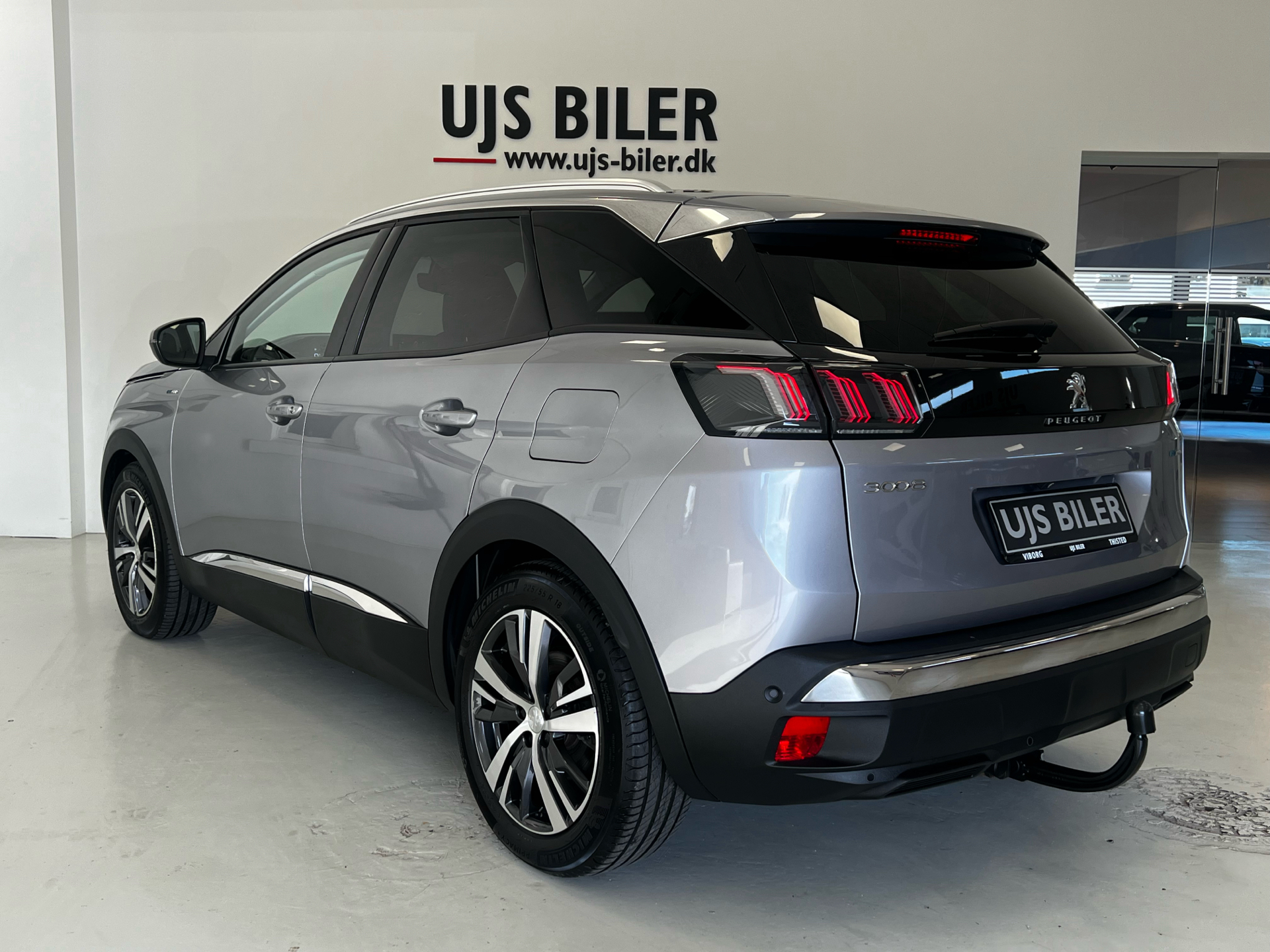 Billede af Peugeot 3008 1,6 PureTech  Plugin-hybrid Allure Pack EAT8 225HK 5d 8g Aut.