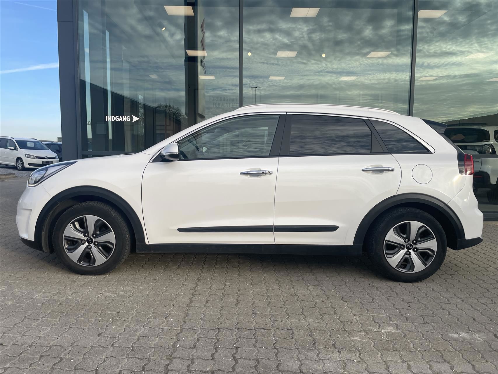 Billede af Kia Niro 1,6 GDI HEV  Hybrid Advance DCT 141HK 5d 6g Aut.