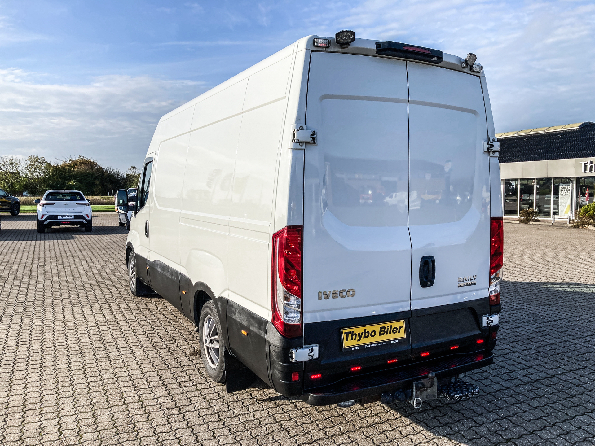 Billede af Iveco Daily 35S18 12m3 3,0 D 180HK Van 8g Aut.