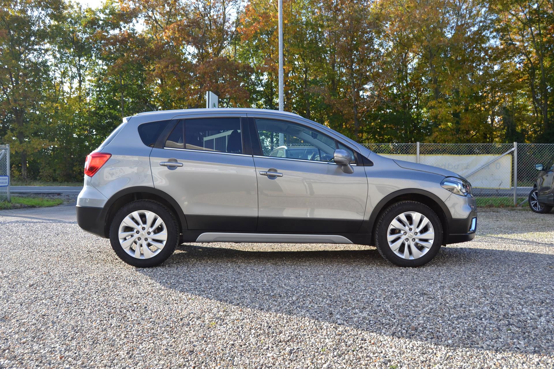 Billede af Suzuki S-Cross 1,0 Boosterjet Active 112HK 5d