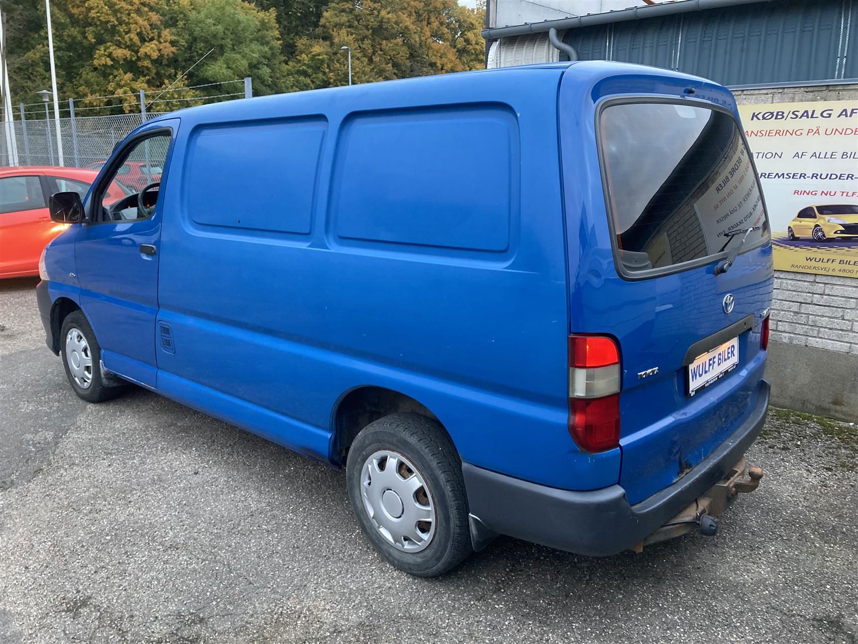 Billede af Toyota HiAce Kort 2,5 D-4D m/komf. 95HK Van