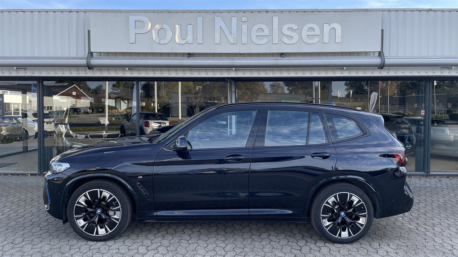 BMW iX3 2023