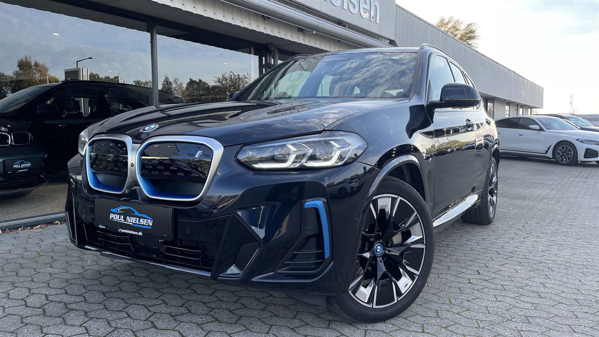 BMW iX3 2023