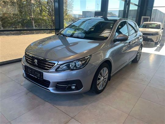 Peugeot 308 1,6 BlueHDi Selection Sky 120HK 5d 6g