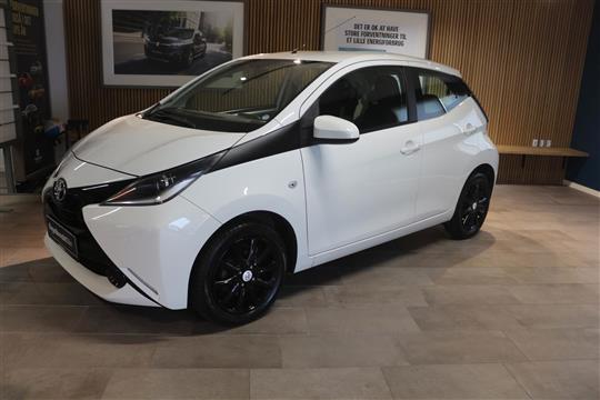 Toyota Aygo 1,0 VVT-I X-Play + X-Touch 69HK 5d