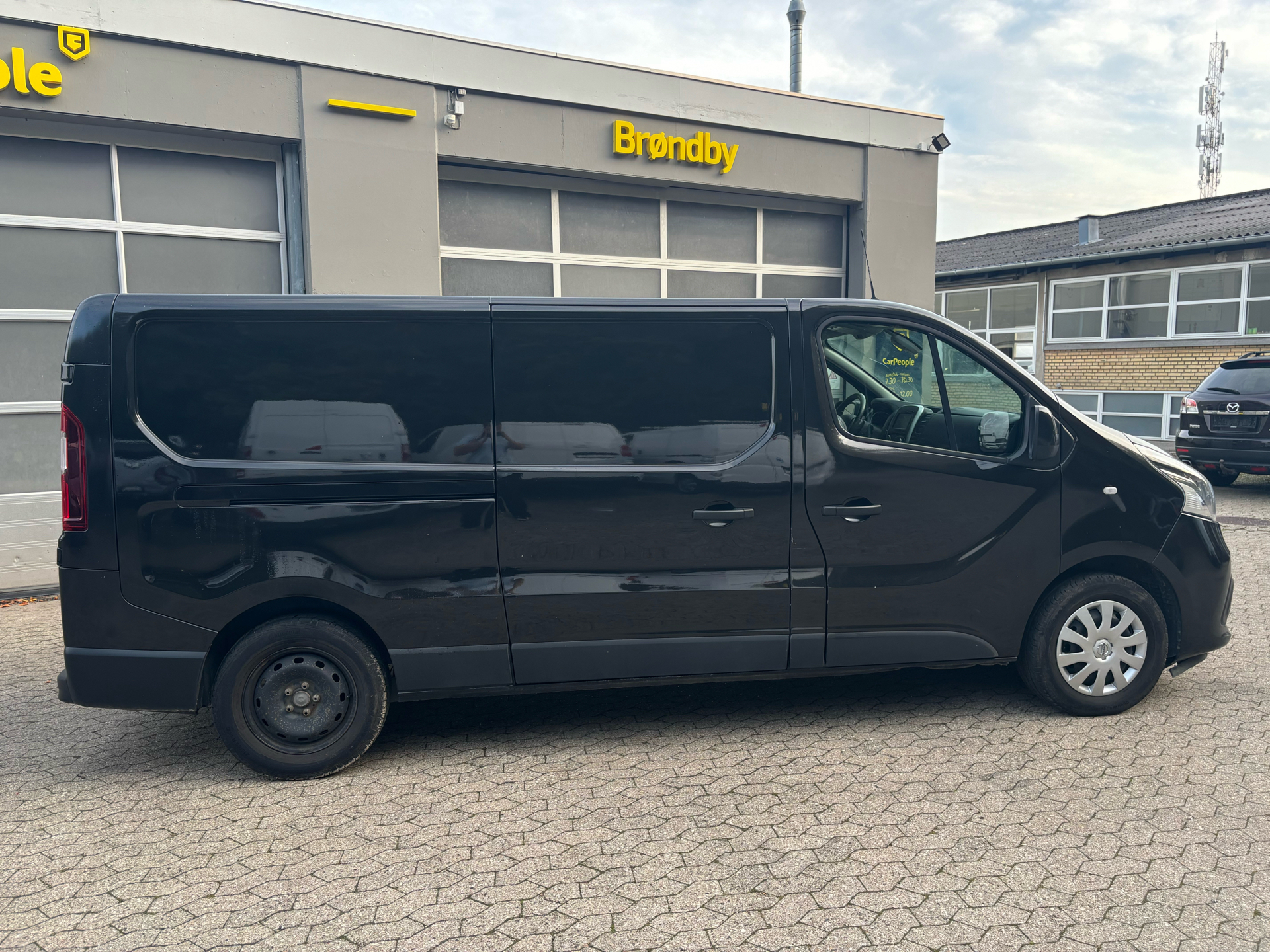 Billede af Nissan NV 300 L2H1 2,0 DCi Working Star DCT 145HK Van 6g Aut.