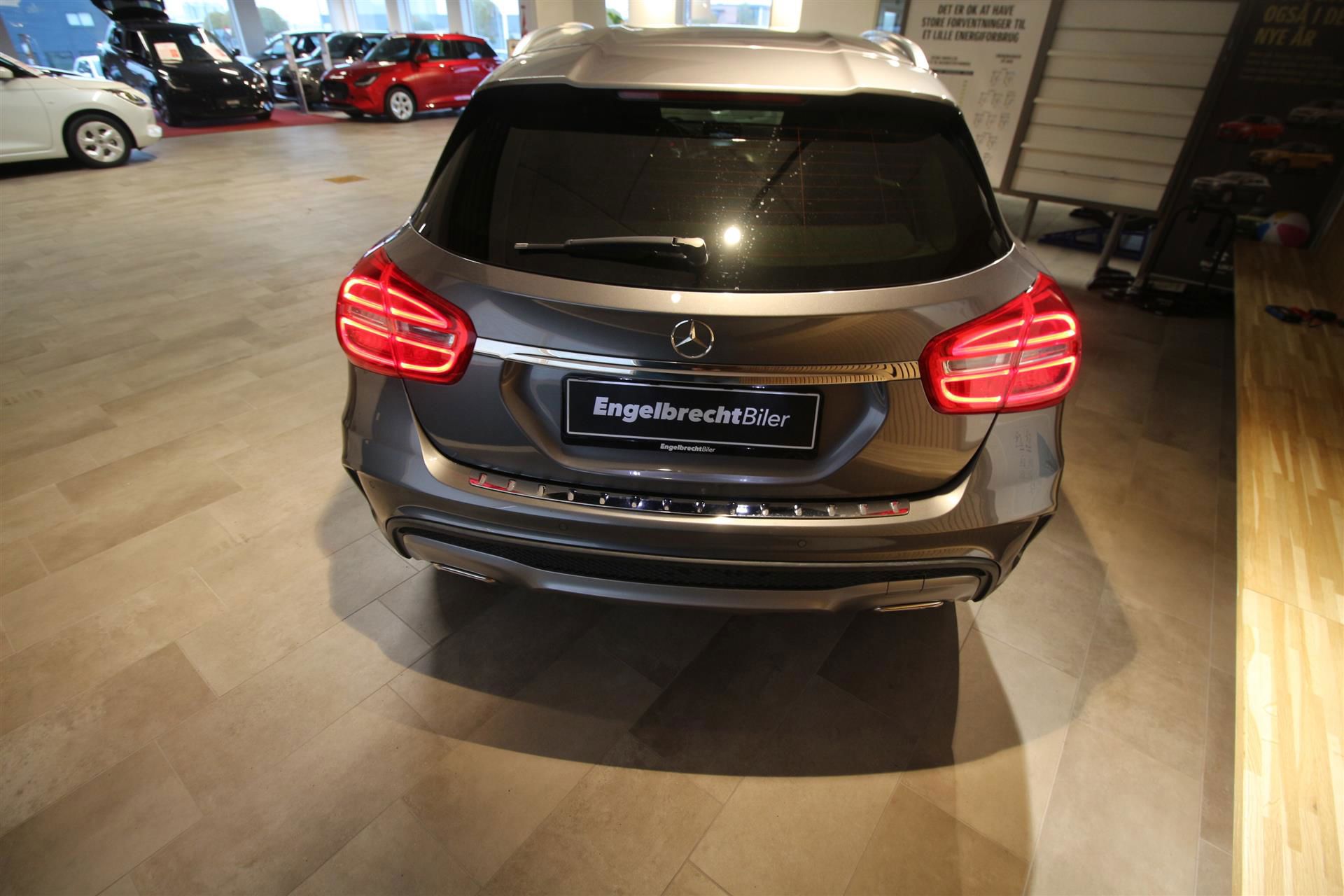 Billede af Mercedes-Benz GLA250 2,0 4Matic 7G-DCT 211HK 5d 7g Aut.