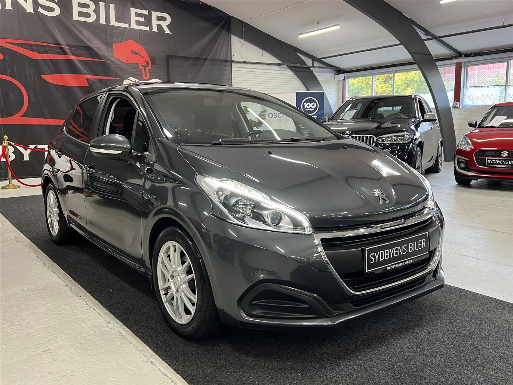 Peugeot 208 2016