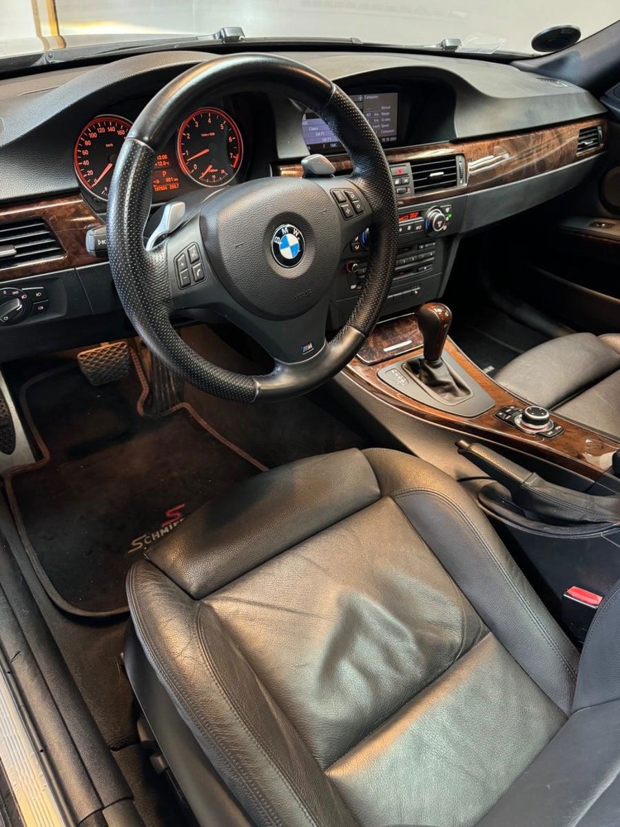 BMW 330i 2007