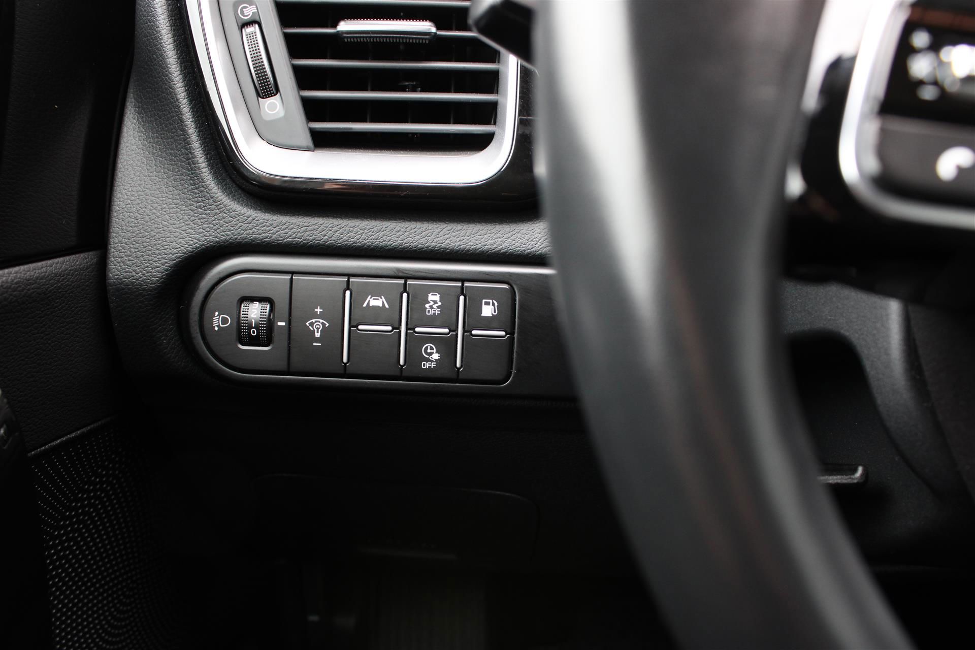 Billede af Kia Ceed SW 1,6 GDI PHEV  Plugin-hybrid Prestige DCT 141HK Stc 6g Aut.