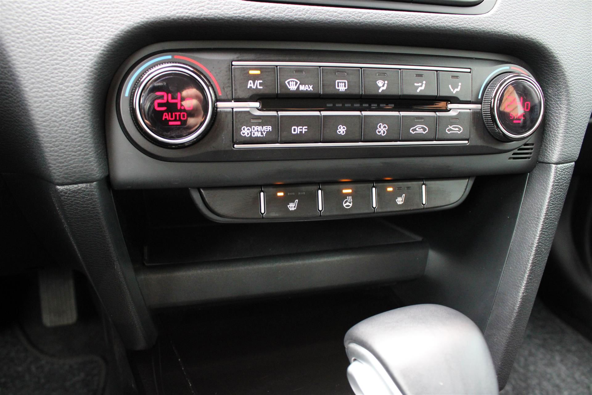 Billede af Kia Ceed SW 1,6 GDI PHEV  Plugin-hybrid Prestige DCT 141HK Stc 6g Aut.