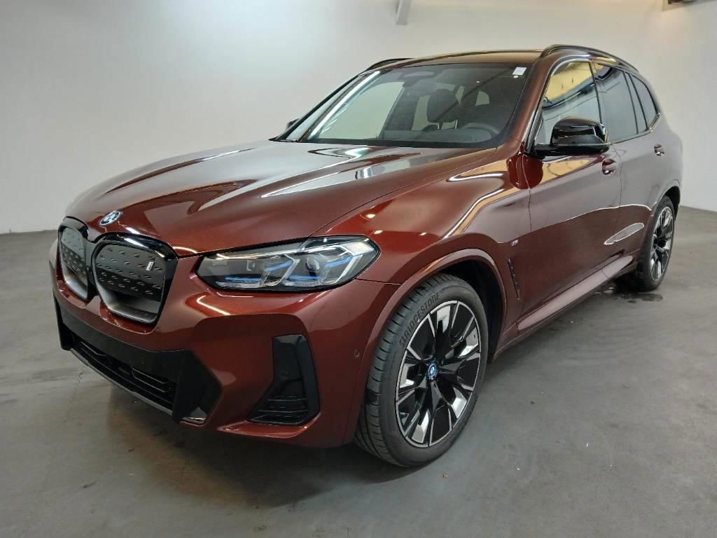 BMW iX3 2023