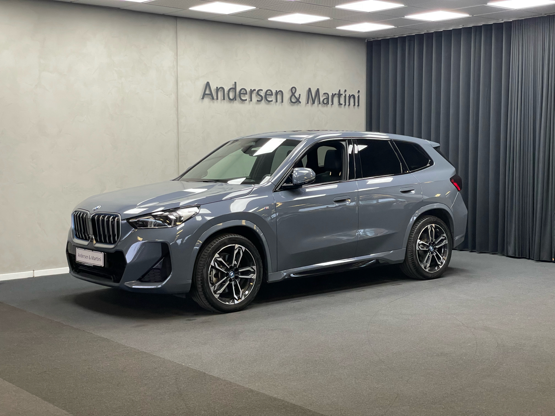 Billede af BMW iX1 xDrive30 EL M-Sport 4x4 313HK 5d Aut.