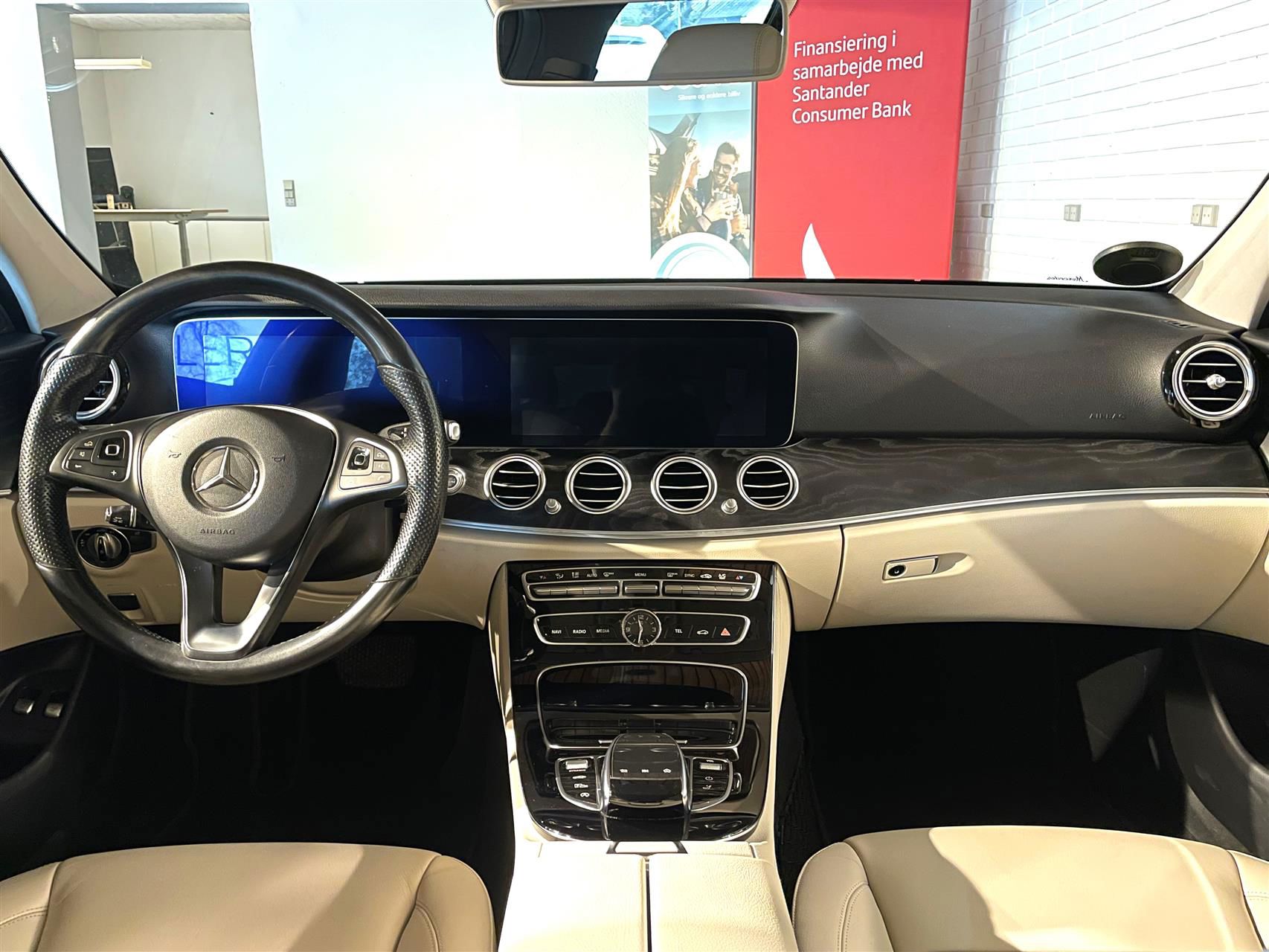 Billede af Mercedes-Benz E350 d T 3,0 Bluetec 9G-Tronic 258HK Stc Aut.