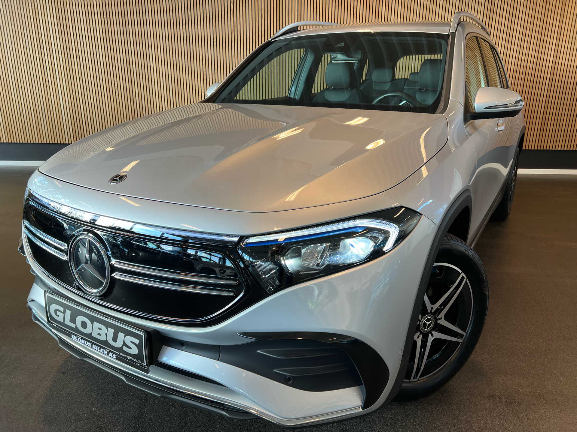 Billede af Mercedes-Benz EQB 250 EL AMG Line 7 sæder 190HK 5d Aut.