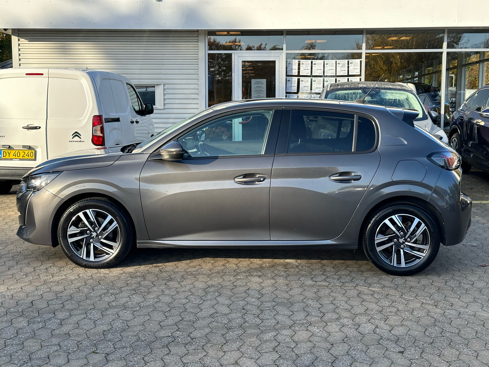 Billede af Peugeot 208 1,5 BlueHDi Allure Sky 102HK 5d 6g