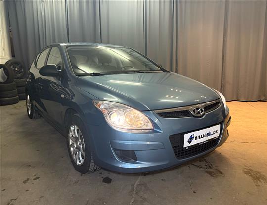 Hyundai i30 1,6 CRDi DPF Classic 116HK 5d