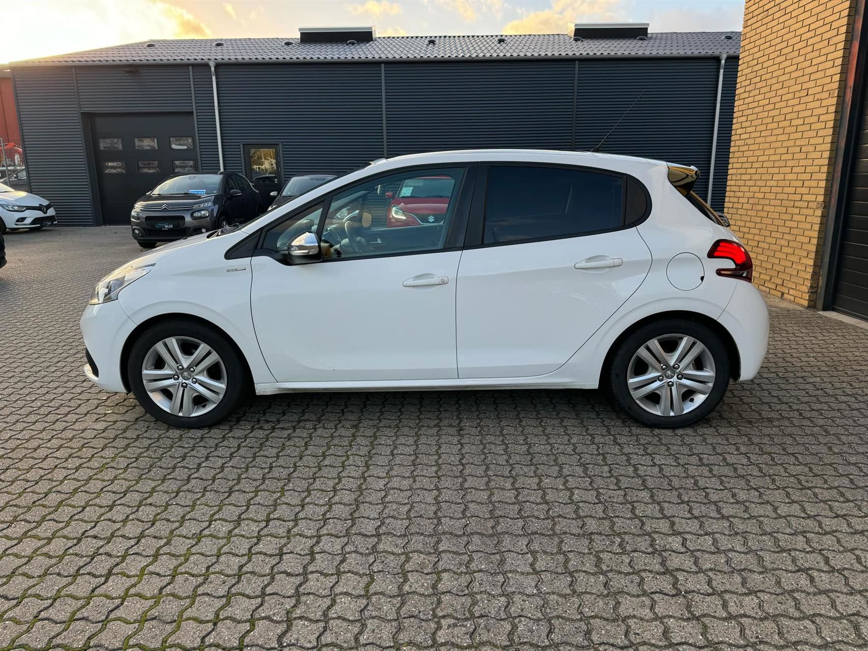 Billede af Peugeot 208 1,2 VTi Style 82HK 5d